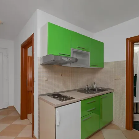 Juric - One Bedroom With Balcony - 2 Apartment