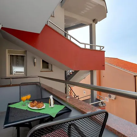 Juric - One Bedroom With Balcony - 2 *